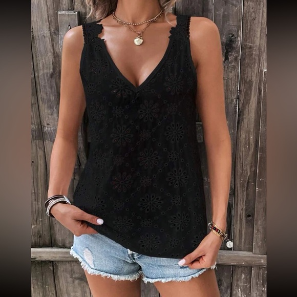 Boho lace open back top - Picture 16 of 16